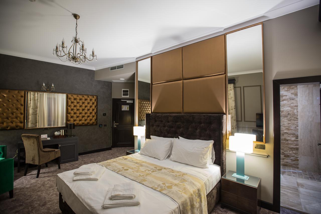 Peninsula Boutique Hotel Constanta Exterior photo
